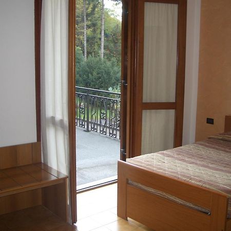 Albergo Il Castellino Boario Terme 外观 照片