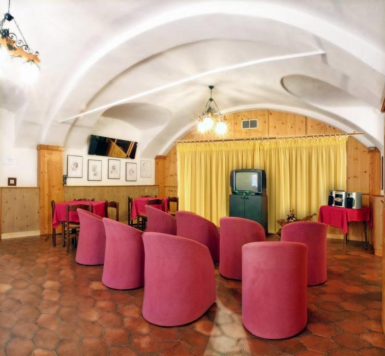 Albergo Il Castellino Boario Terme 外观 照片