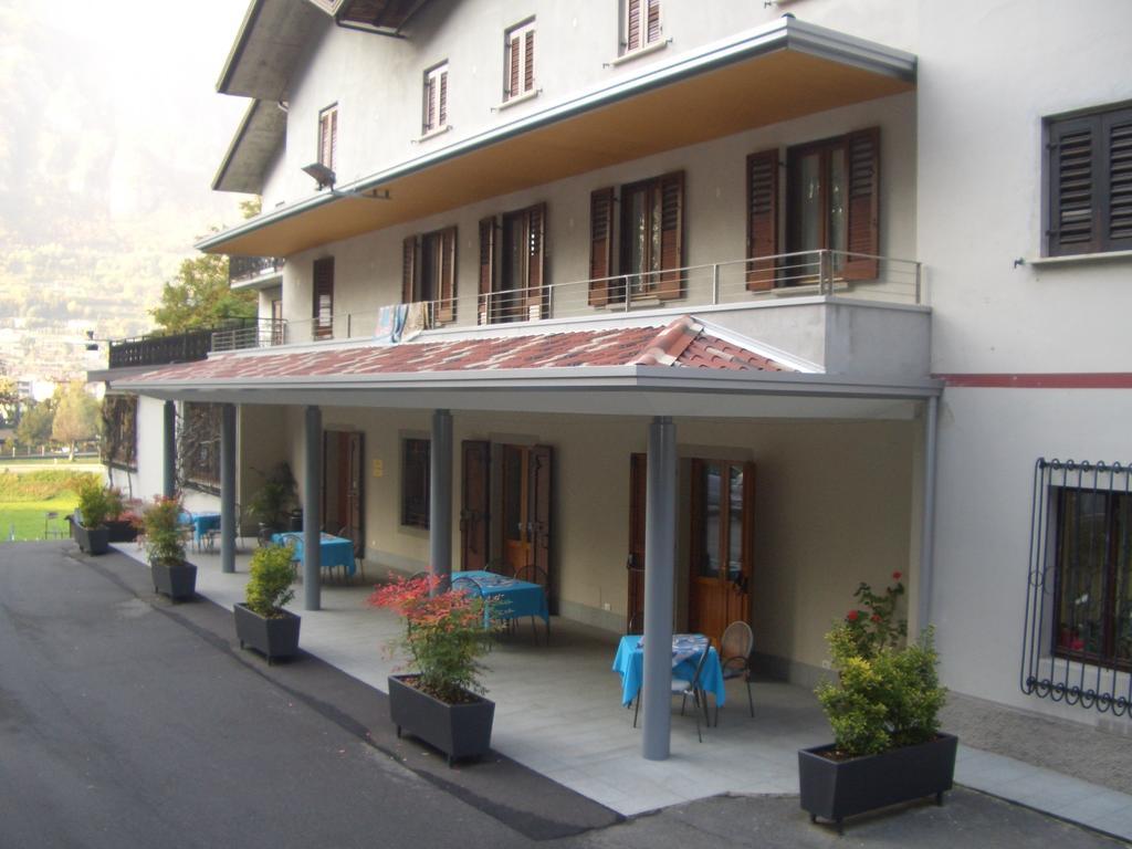 Albergo Il Castellino Boario Terme 外观 照片