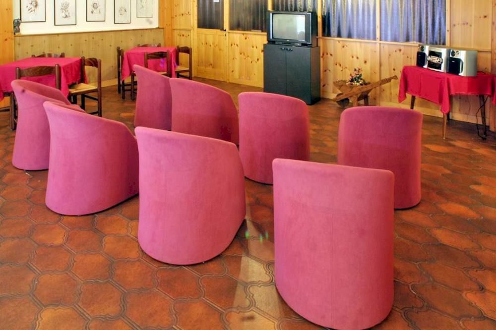 Albergo Il Castellino Boario Terme 外观 照片